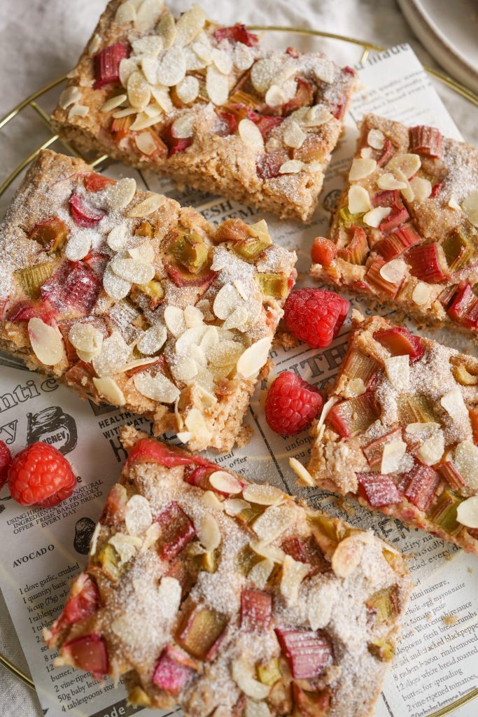 Mehr über den Artikel erfahren Gesunder Rhabarberkuchen