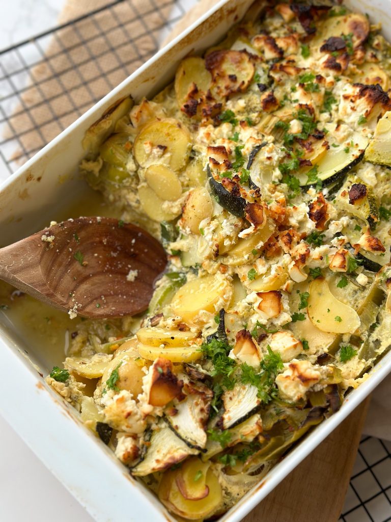 Mehr über den Artikel erfahren Abwechslungsreich und gesund: mein Zucchini Kartoffel Auflauf- Rezept